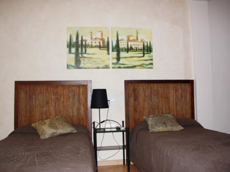 Fuentes de Ebro Hostal Rte. Elena الغرفة الصورة