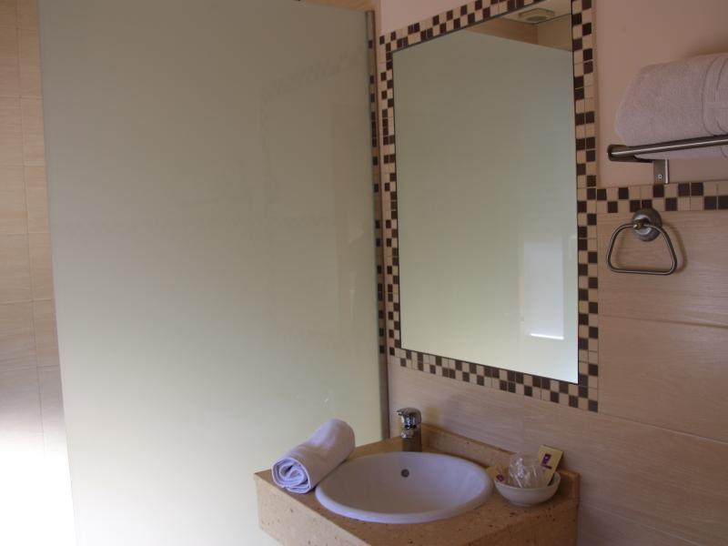 Fuentes de Ebro Hostal Rte. Elena الغرفة الصورة